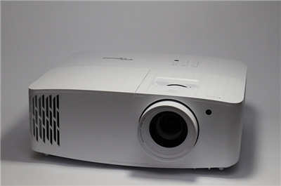 玩Game看电影两相宜！OPTOMA UHD35+ 4K 剧院级电玩投影机评测(3)