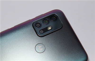 强大的6400万画素四镜头系统手机！Motorola moto g30开箱评测(12)