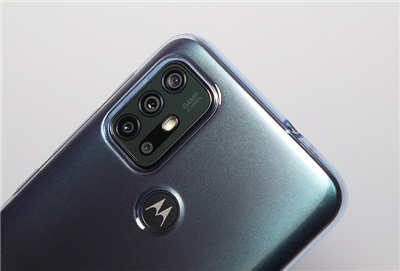 强大的6400万画素四镜头系统手机！Motorola moto g30开箱评测(9)