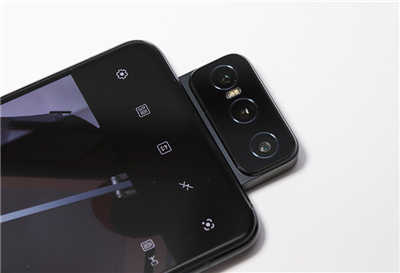 市场唯一翻转式镜头智慧型手机！ASUS Zenfone 8 Flip 开箱评测(29)