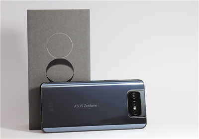 市场唯一翻转式镜头智慧型手机！ASUS Zenfone 8 Flip 开箱评测(5)