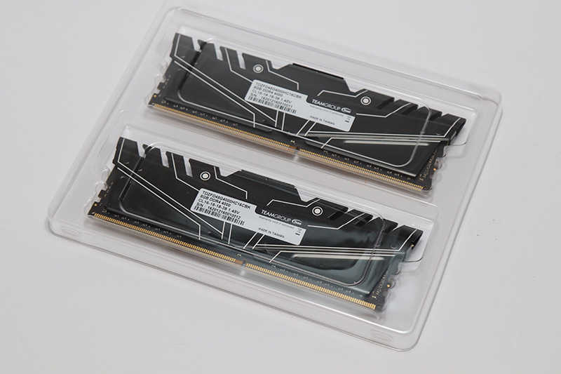 效能超高的十铨DARK Z FPS DDR4 电竞记忆体开箱评测(3)