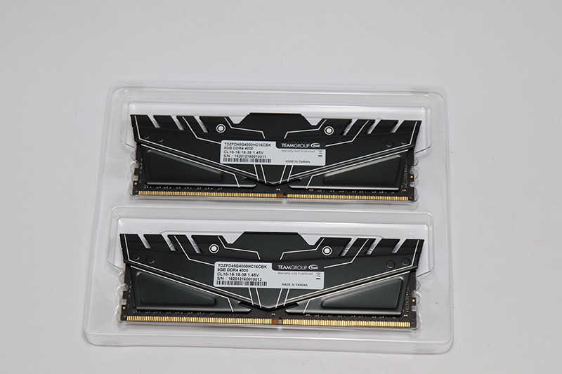 效能超高的十铨DARK Z FPS DDR4 电竞记忆体开箱评测(4)