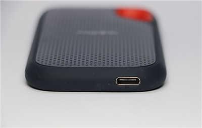 最经济的高速外接式储存碟选择！SanDisk Extreme Portable SSD 1TB评测(11)