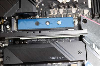 规格超华丽华硕 ROG STRIX Z590-E GAMING WIFI 主机板开箱(20)