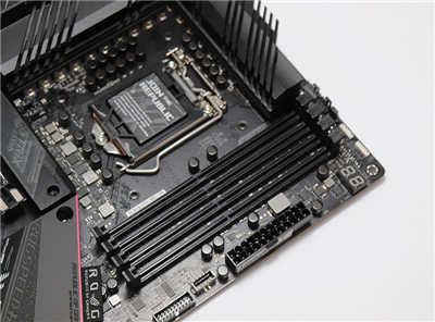 规格超华丽华硕 ROG STRIX Z590-E GAMING WIFI 主机板开箱(23)