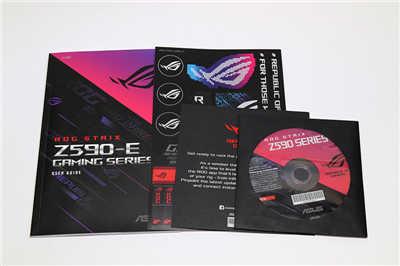 规格超华丽华硕 ROG STRIX Z590-E GAMING WIFI 主机板开箱(5)
