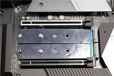 满满的战斗力的技嘉 AORUS Z590 RPO AX Gaming 主机板开箱(29)