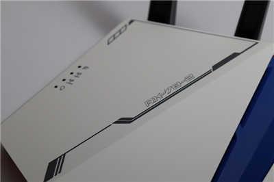 钢弹限量款 华硕 RT-AX82U 双频WiFi 6 无线电竞路由器开箱分享(9)