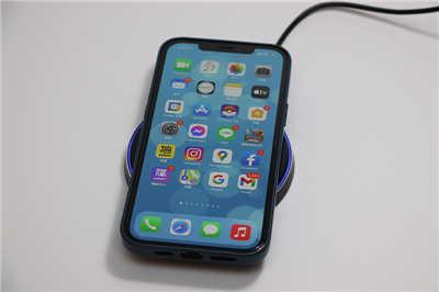 Qico Pad 让无线充电 + 资料备份 一次搞定(8)
