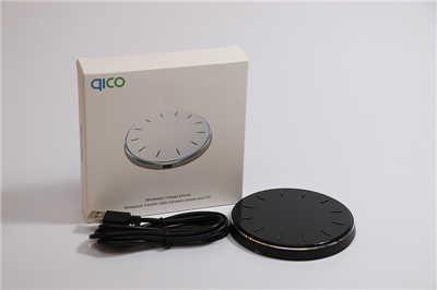 Qico Pad 让无线充电 + 资料备份 一次搞定
