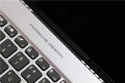 最时尚高效能的旗舰笔电 Porsche Design Acer Book RS 开箱评测(24)