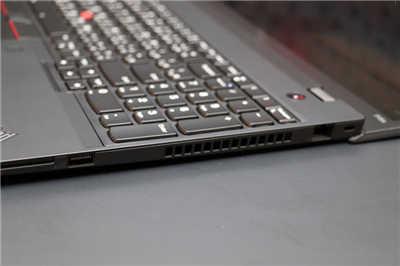 创作者行动办公的最佳利器 ThinkPad P15s 行动工作站开箱评测(13)