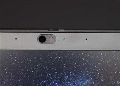 创作者行动办公的最佳利器 ThinkPad P15s 行动工作站开箱评测(12)