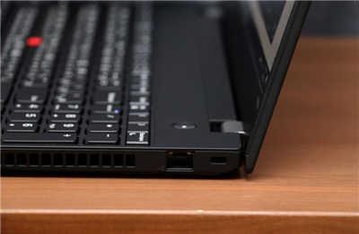 创作者行动办公的最佳利器 ThinkPad P15s 行动工作站开箱评测(8)