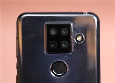 SHARP 后置四镜头手机 AQUOS sense4 plus 开箱(27)