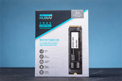 KLEVV CRAS C920 M.2 SSD 2TB 开箱测试(1)