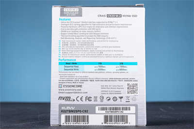 KLEVV CRAS C920 M.2 SSD 2TB 开箱测试(2)