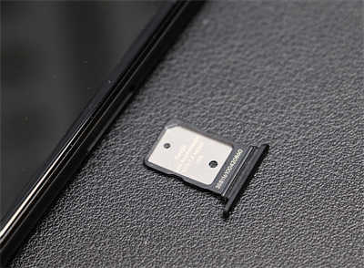 Google Pixel 4a 5G 开箱 + PK Pixel 5 5G(15)