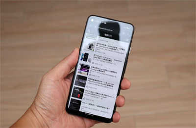 Google Pixel 4a 5G 开箱 + PK Pixel 5 5G(22)