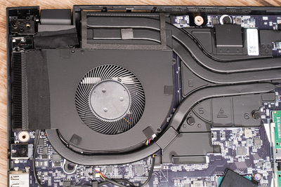 GIGABYTE AERO 17 HDR YD 创作者笔电测试报告(35)