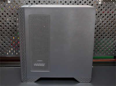 打造最炫RGB灯效电脑就靠它！曜越 S300 TG 机壳开箱+电脑安装分享(8)