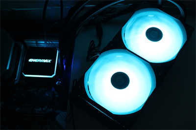 安耐美ENERMAX LIQMAX III RGB 240虹彩晶凌一体式水冷散热器-夏日升级CP首选-ENERMAX,L(27)