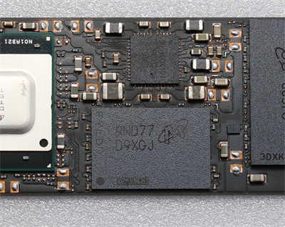 2TB大容量＋超快的资料存取速度！美光 Crucial P5 M.2 NVMe SSD 开箱评测(11)