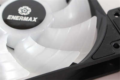 安耐美ENERMAX LIQMAX III RGB 240虹彩晶凌一体式水冷散热器-夏日升级CP首选-ENERMAX,L(10)