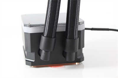 安耐美ENERMAX LIQMAX III RGB 240虹彩晶凌一体式水冷散热器-夏日升级CP首选-ENERMAX,L(18)