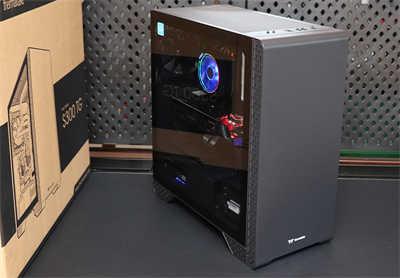 打造最炫RGB灯效电脑就靠它！曜越 S300 TG 机壳开箱+电脑安装分享