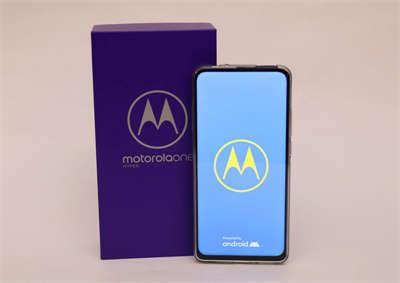 给你大尺寸萤幕+优异的拍照品质！Motorola One Hyper 开箱测试报告(2)