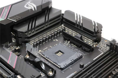 给精打细算的DIY玩家们！华硕 ROG STRIX B550-E GAMING 主机板开箱与特色介绍(12)