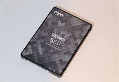 最超值的固态硬碟选择！KLEVV NEO N610 1TB SSD开箱评测(3)