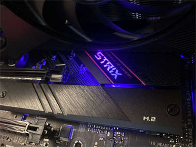 给精打细算的DIY玩家们！华硕 ROG STRIX B550-E GAMING 主机板开箱与特色介绍(22)