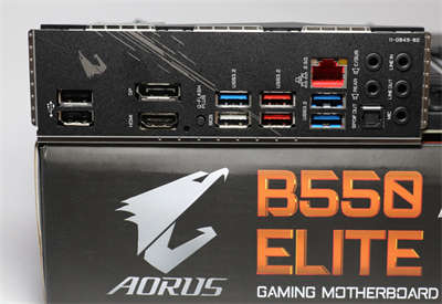 发烧音质+丰富的PCIe 4.0 等扩充能力！技嘉B550 AORUS ELITE主机板开箱(11)