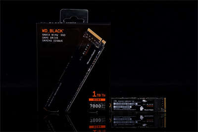 WD_BLACK SN850 NVMe SSD 1TB 电竞级 SSD 开箱 / 黑标新进化PCIe Gen4 介面带来(3)