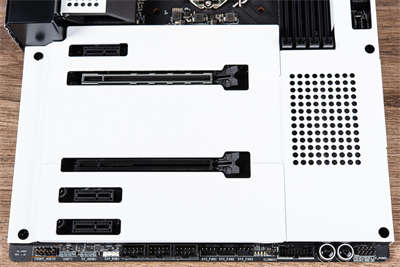 NZXT N7 Z590主机板开箱/金属装甲 一致风格(12)