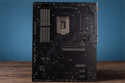 NZXT N7 Z590主机板开箱/金属装甲 一致风格(6)
