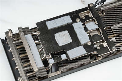 INNO3D GEFORCE RTX 3070 TI X3 OC 显卡测试 / 双卡槽三扇薄卡，DLSS 加持可 4K(12)