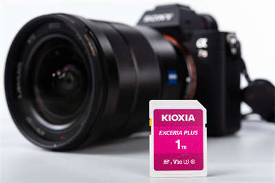 KIOXIA EXCERIA PLUS 1TB SD 记忆卡开箱/超大容量V30 U3 C10高规格-KIOXI(6)