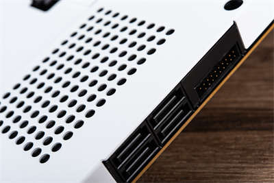NZXT N7 Z590主机板开箱/金属装甲 一致风格(11)