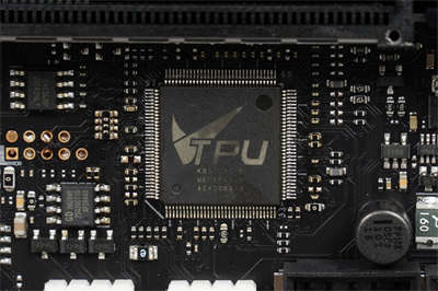 ASUS ROG Maximus XIII Extreme(M13E) 主机板/满版金属装甲强效散热(41)