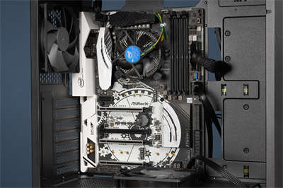 Antec DF700 FLUX机箱/视觉化风流造型前面板、F-LUX风流架构、预装5风扇(16)