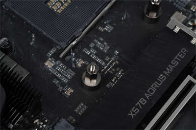 GIGABYTE AORUS WATERFORCE X 280一体式水冷开箱/独家圆形全彩LCD显示萤幕(26)