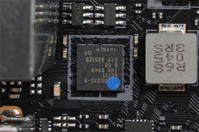ASUS ROG Maximus XIII Extreme(M13E) 主机板/满版金属装甲强效散热(47)