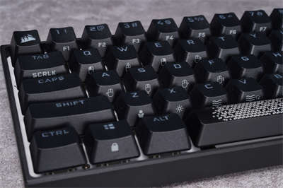 CORSAIR K65 RGB Mini 60% 机械式键盘开箱/小体积功能齐全(14)