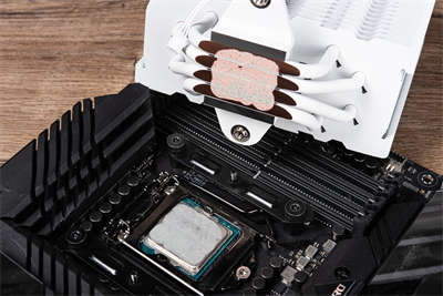 ENERMAX ETS-F40-W-ARGB塔扇开箱测试/入门直触,4 热管,140mm ARGB-ENERMAX(19)