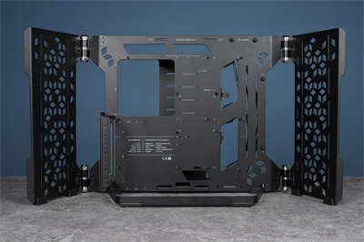 Cooler Master MASTERFRAME 700开放式机箱/3种模式、多变造型、高扩充(11)