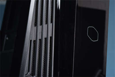 Cooler Master MasterBox 540开箱组装/魔幻 ARGB机顶拆装(3)